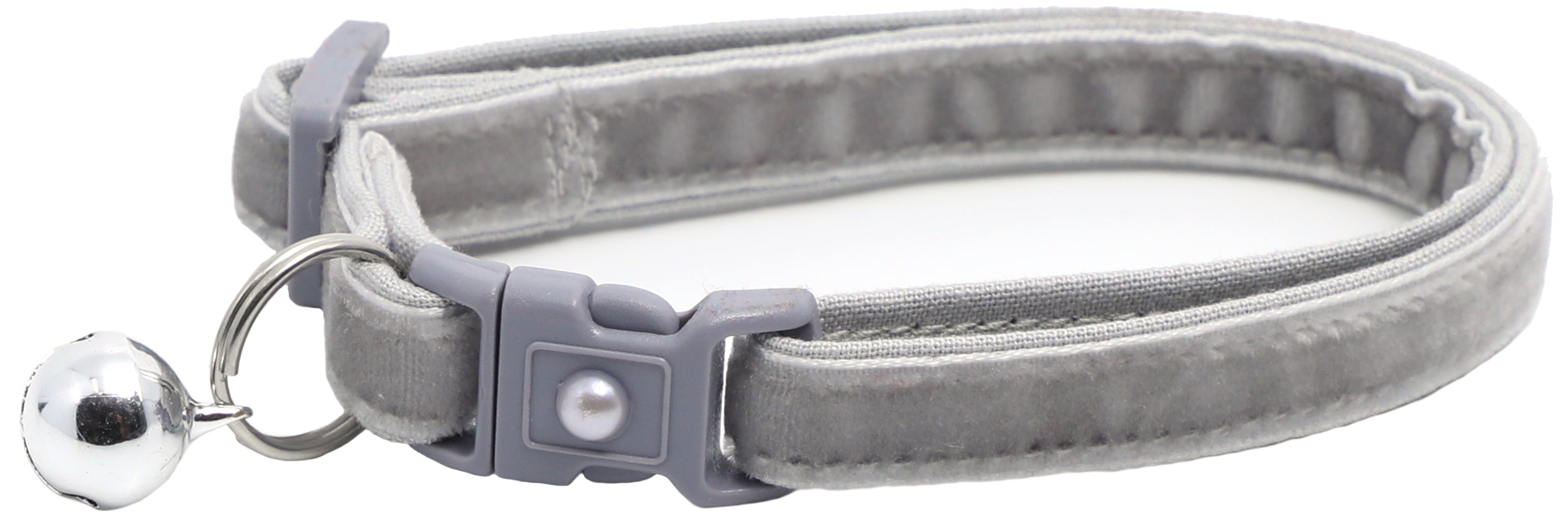 Soft Silver Velvet Cat Collar-1