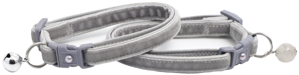 Soft Silver Velvet Cat Collar-3