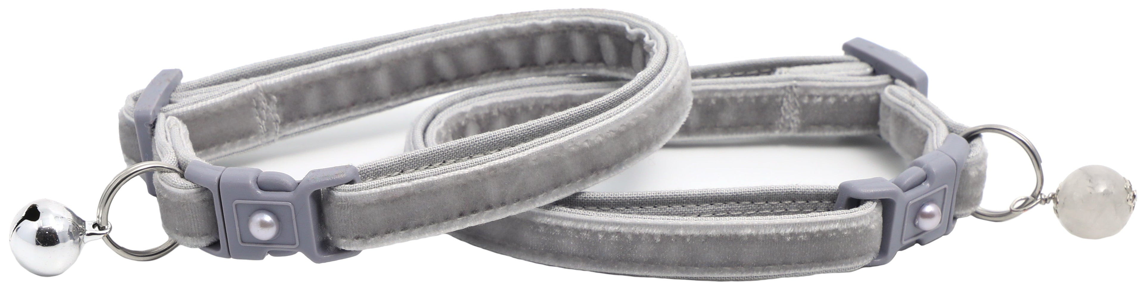Soft Silver Velvet Cat Collar-3